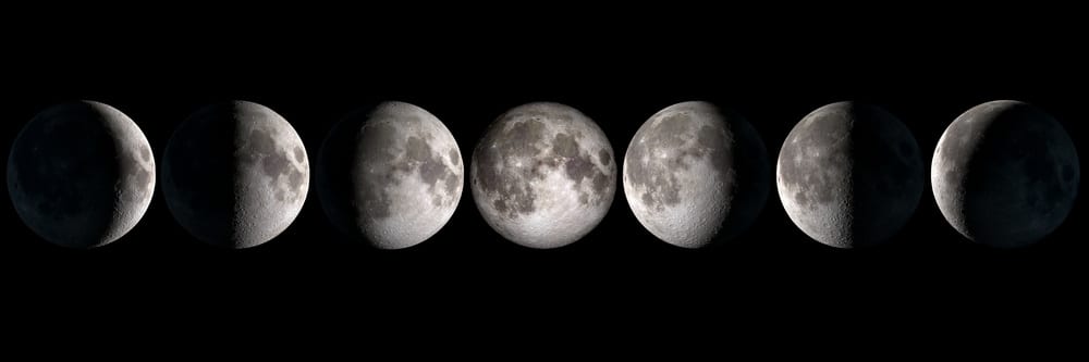 Panoramiczny kolaż zdjęć faz księżyca, elementy tego obrazu zostały udostępnione przez NASA