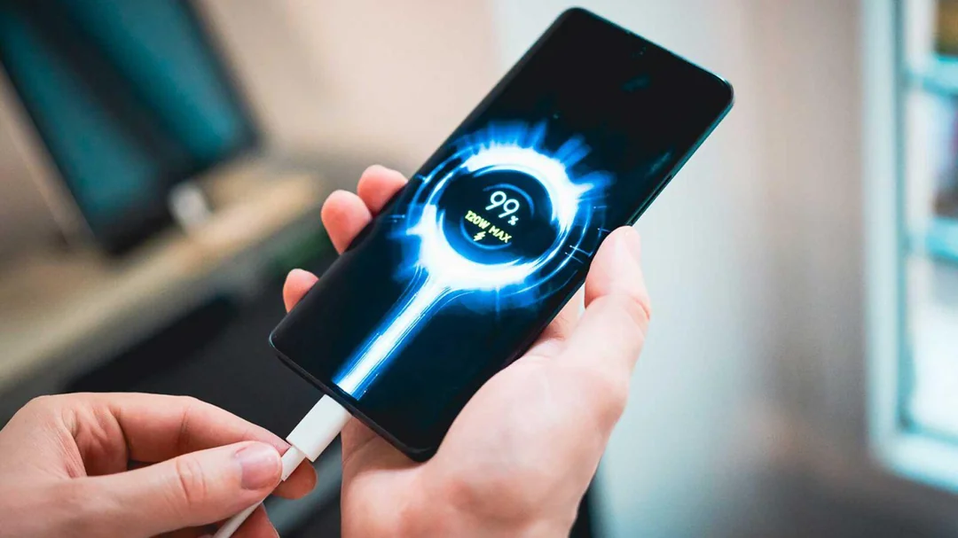 Jak ładować telefon żeby bateria trzymała dłużej - poradnik 2026