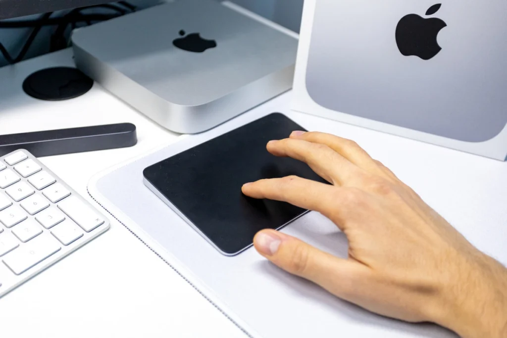 Mac Mini do obsługi AI: dlaczego wybierają go developerzy i agencje? Mac Mini do obsługi AI