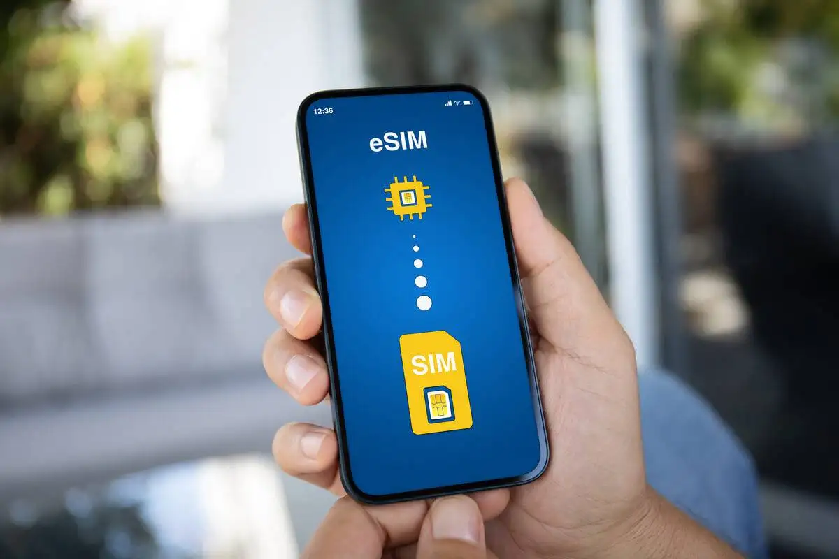 eSIM