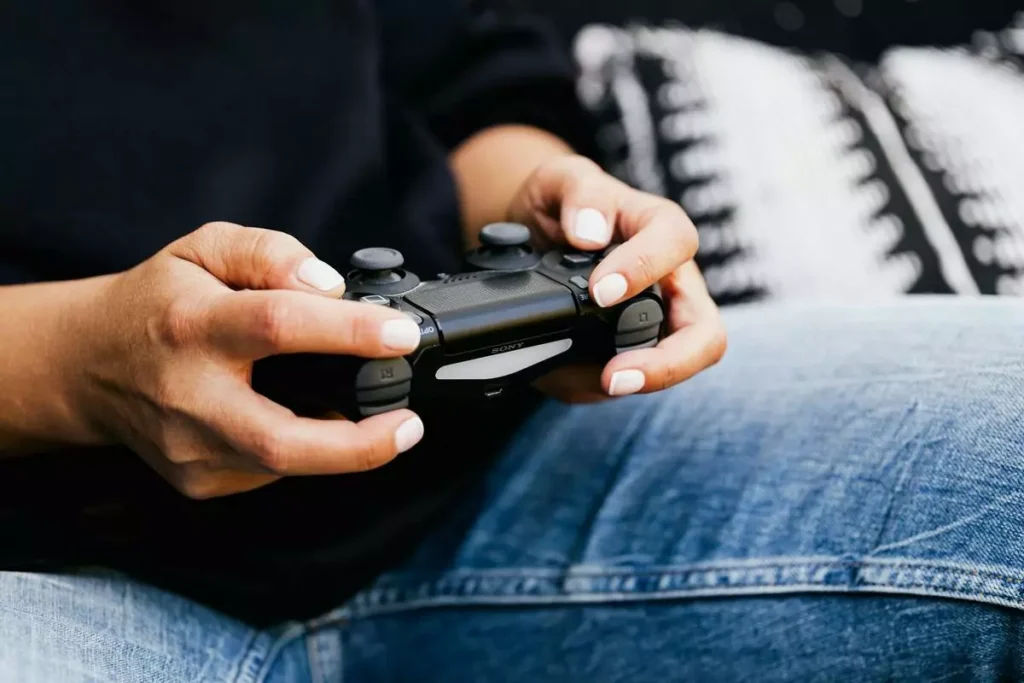 PlayStation 5 w zasięgu ręki. Wybierz konsolę, która redefiniuje gaming PlayStation 5 - używana