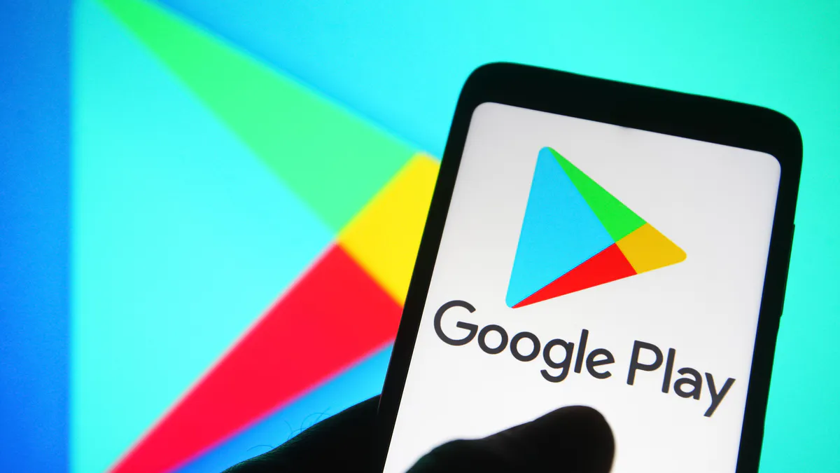 Sklep Google Play na smarfonie z Androidem