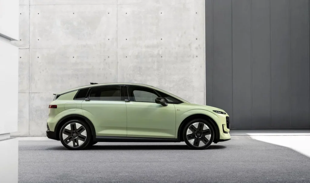 Audi A2 e-tron oficjalnie. 646 km zasięgu i rekord efektywności Audi A2 e-tron