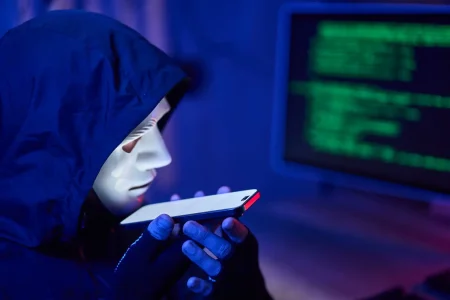 Jak sprawdzić, czy telefon jest na podsłuchu? Objawy, testy i sposoby zabezpieczenia telefonu jak sprawdzić czy telefon jest na podsłuchu